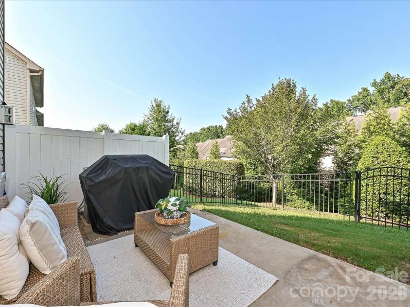 2624 Katy Flyer Avenue, Charlotte, NC 28210.  MLS# CAR4338222, YatesRealty ID 38915. Patio