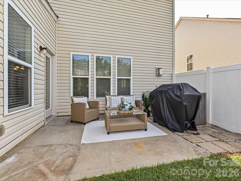 2624 Katy Flyer Avenue, Charlotte, NC 28210.  MLS# CAR4338222, YatesRealty ID 38915. Patio
