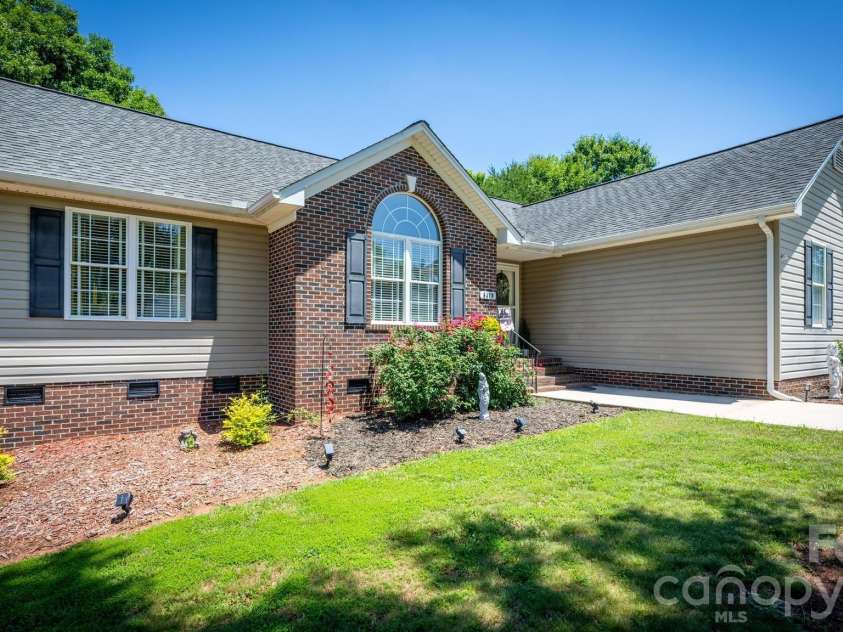 6479 Ameba Lane, Denver, NC 28037.  MLS# CAR4404181, YatesRealty ID 38918. 