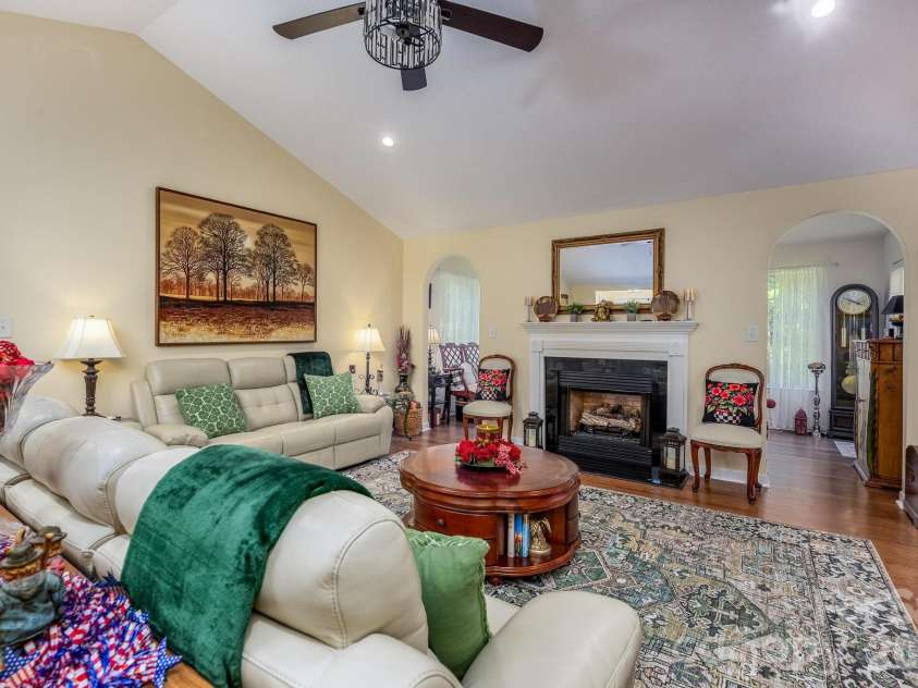 6479 Ameba Lane, Denver, NC 28037.  MLS# CAR4404181, YatesRealty ID 38918. 