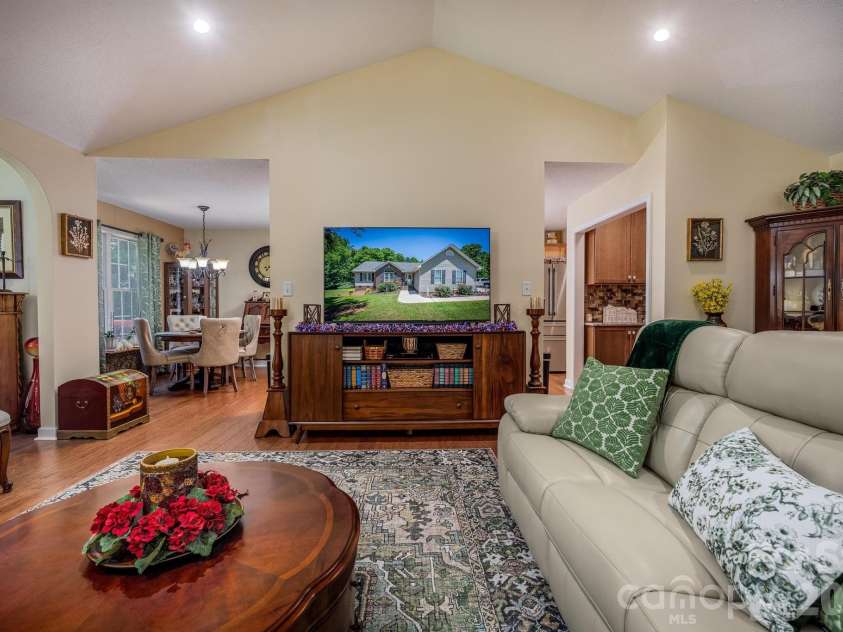 6479 Ameba Lane, Denver, NC 28037.  MLS# CAR4404181, YatesRealty ID 38918. 