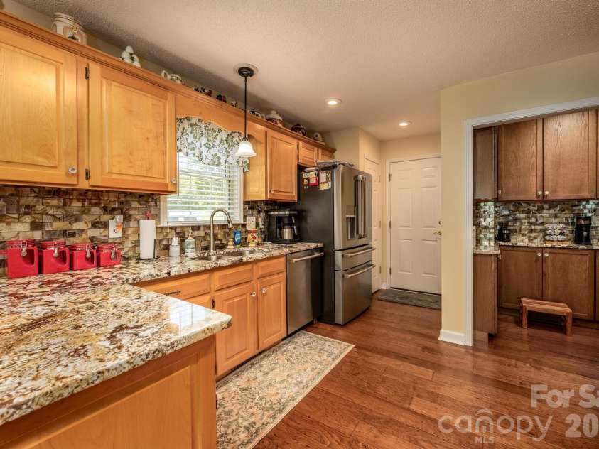 6479 Ameba Lane, Denver, NC 28037.  MLS# CAR4404181, YatesRealty ID 38918. 
