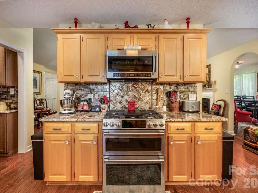 6479 Ameba Lane, Denver, NC 28037.  MLS# CAR4404181, YatesRealty ID 38918. 