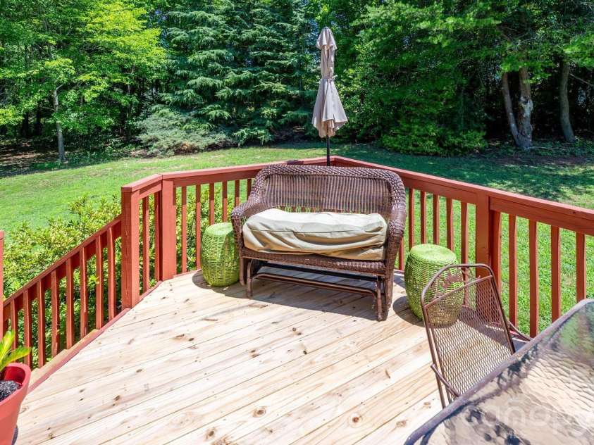 6479 Ameba Lane, Denver, NC 28037.  MLS# CAR4404181, YatesRealty ID 38918. 