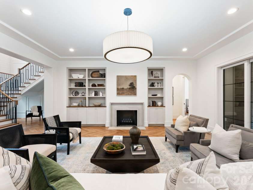 1020 Habersham Drive, Charlotte, NC 28209.  MLS# CAR4295306, YatesRealty ID 3892. 