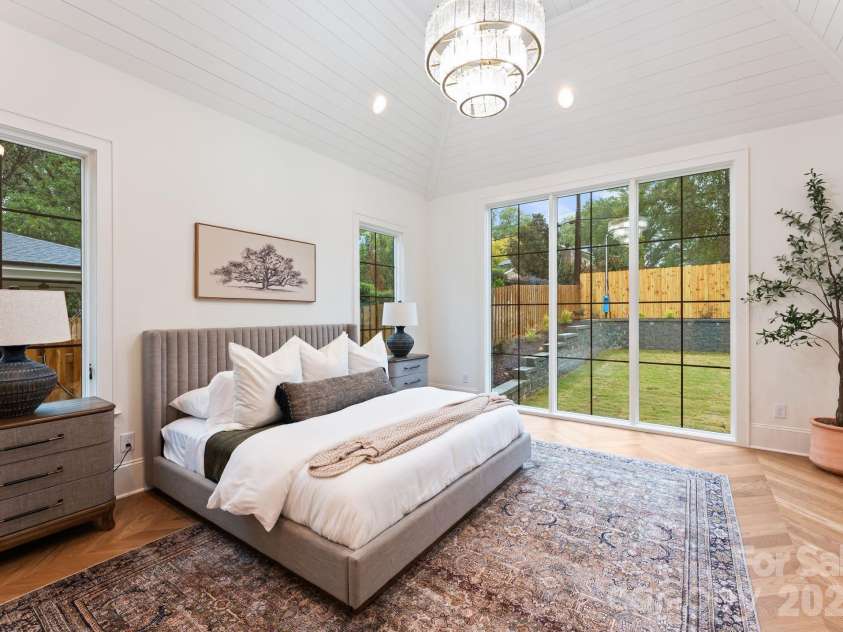 1020 Habersham Drive, Charlotte, NC 28209.  MLS# CAR4295306, YatesRealty ID 3892. 