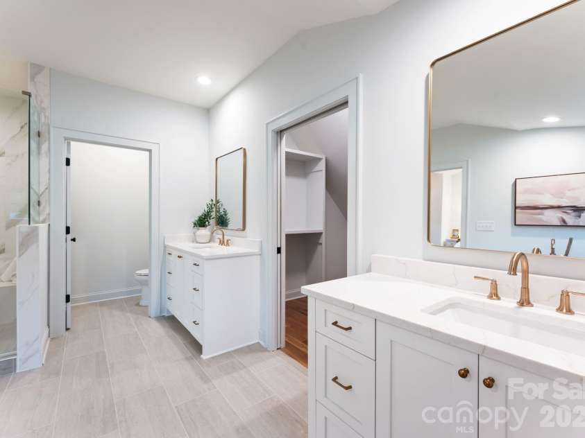 1020 Habersham Drive, Charlotte, NC 28209.  MLS# CAR4295306, YatesRealty ID 3892. 