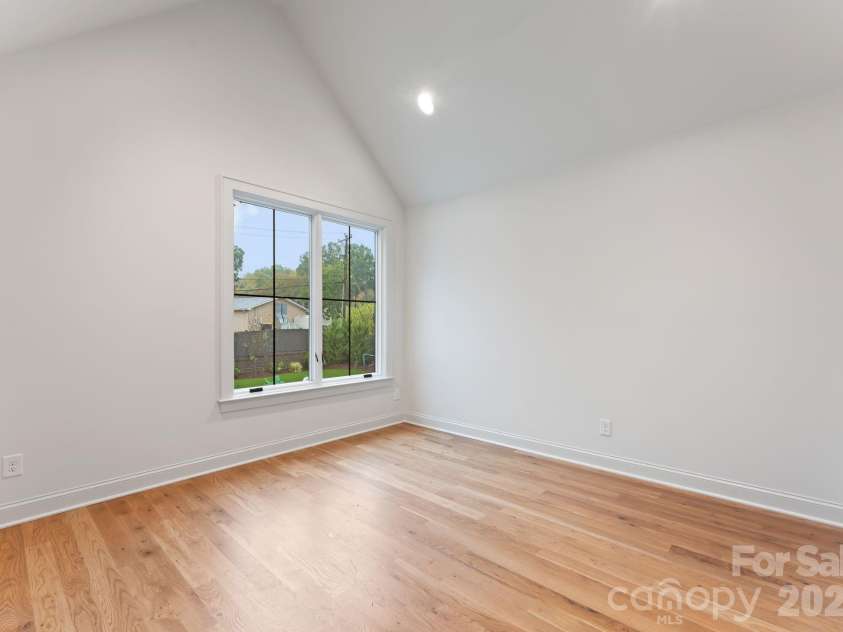 1020 Habersham Drive, Charlotte, NC 28209.  MLS# CAR4295306, YatesRealty ID 3892. 