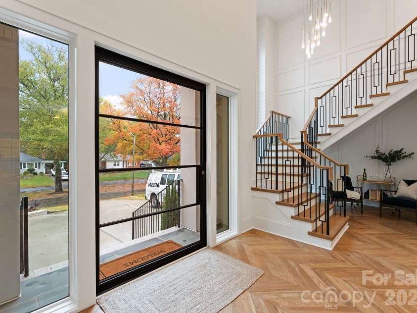 1020 Habersham Drive, Charlotte, NC 28209.  MLS# CAR4295306, YatesRealty ID 3892. 