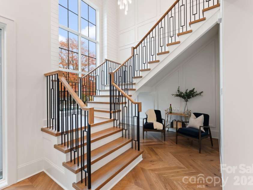 1020 Habersham Drive, Charlotte, NC 28209.  MLS# CAR4295306, YatesRealty ID 3892. 