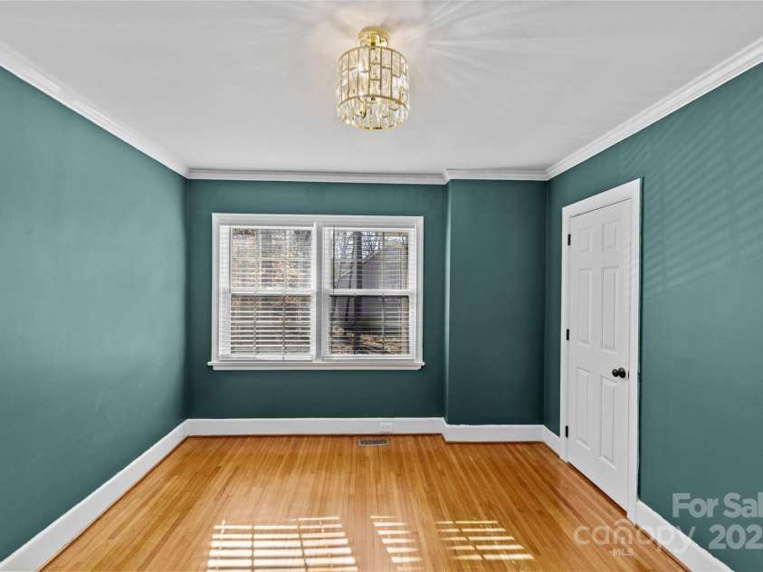 2913 Archdale Drive, Charlotte, NC 28210.  MLS# CAR4232043, YatesRealty ID 3892. 