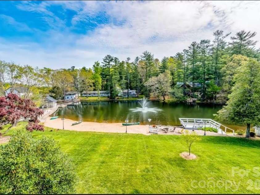 1150 Blue Ridge Road, Flat Rock, NC 28731.  MLS# CAR4405912, YatesRealty ID 38921. 