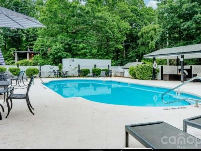 1150 Blue Ridge Road, Flat Rock, NC 28731.  MLS# CAR4408723, YatesRealty ID 38921. 