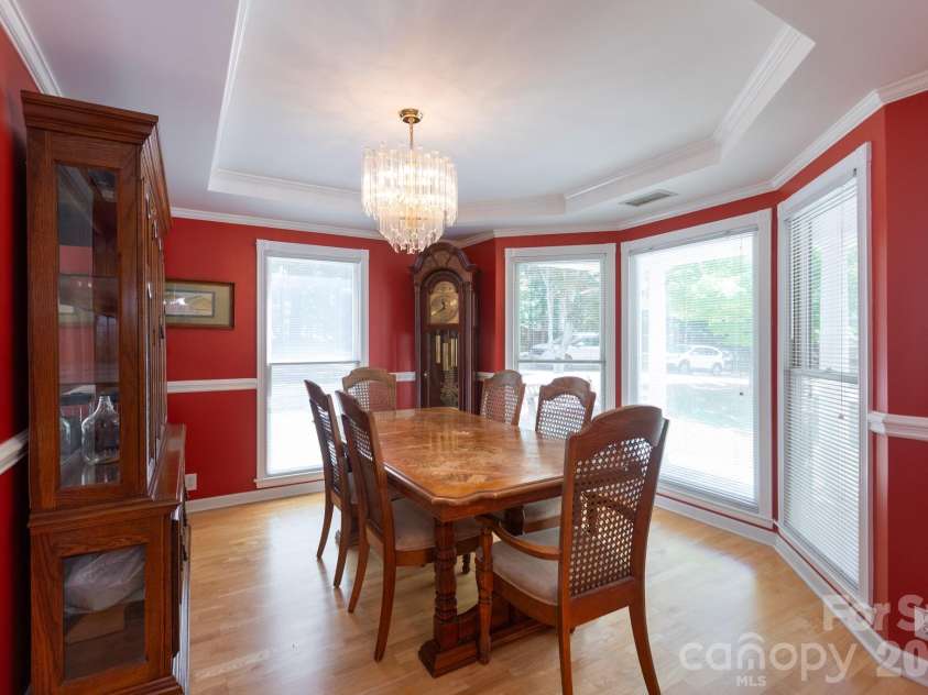 15224 Thomas Road, Charlotte, NC 28278.  MLS# CAR4405705, YatesRealty ID 38922. 