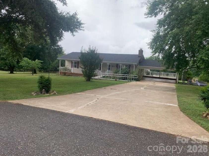 189 VALET Court, Forest City, NC 28043.  MLS# CAR4406105, YatesRealty ID 38923. 