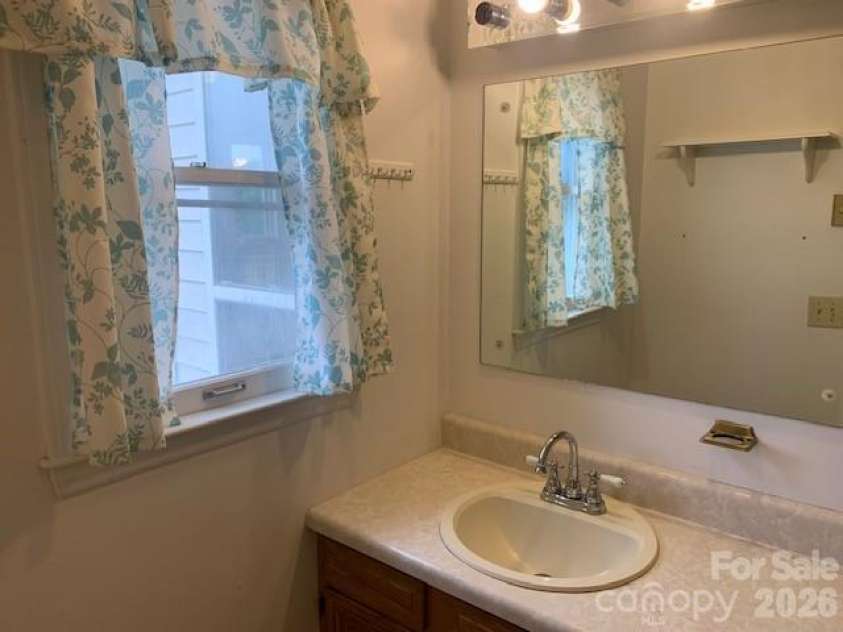 189 VALET Court, Forest City, NC 28043.  MLS# CAR4406105, YatesRealty ID 38923. 
