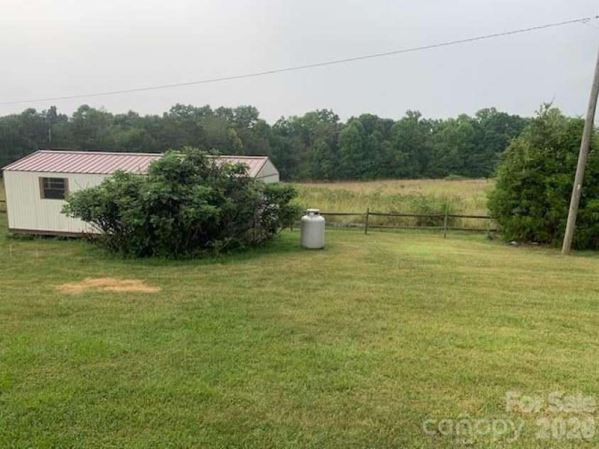 189 VALET Court, Forest City, NC 28043.  MLS# CAR4406105, YatesRealty ID 38923. 