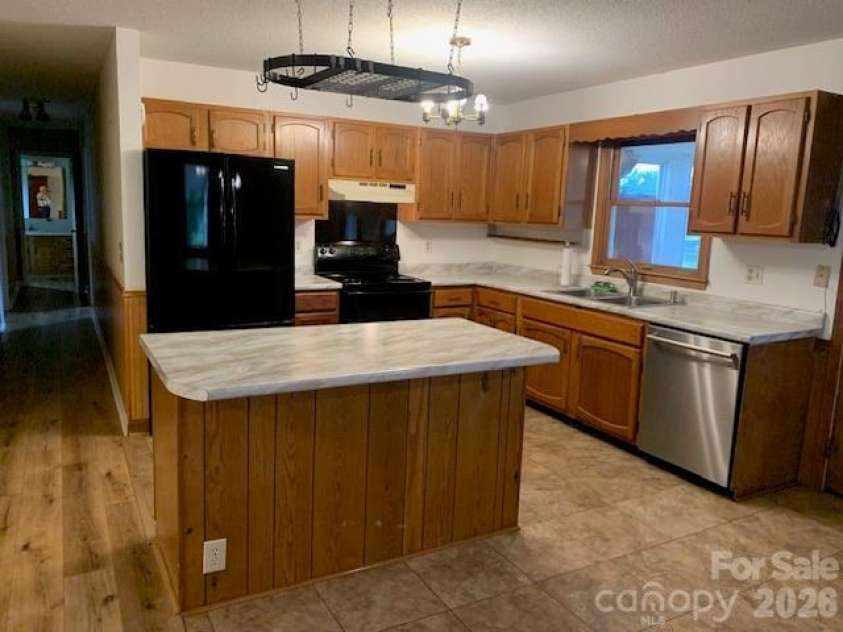 189 VALET Court, Forest City, NC 28043.  MLS# CAR4406105, YatesRealty ID 38923. 