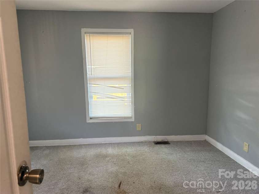 706 Logan Street, Gastonia, NC 28052.  MLS# CAR4405821, YatesRealty ID 38924. 