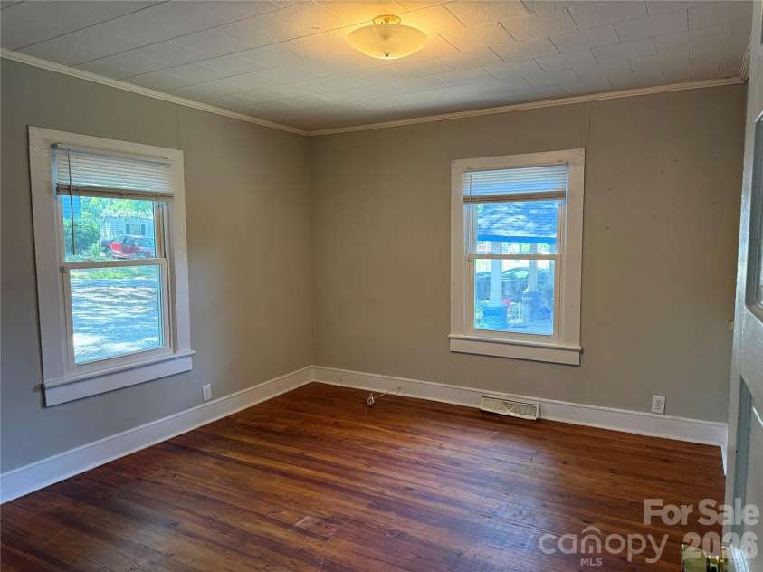 514 Avon Street, Gastonia, NC 28054.  MLS# CAR4406033, YatesRealty ID 38925. 