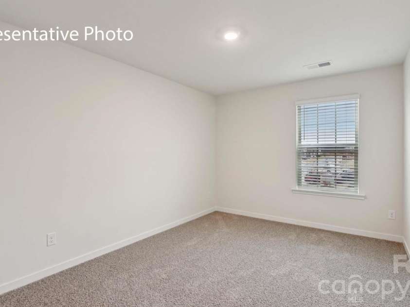 676 13th Avenue Drive, Hickory, NC 28601.  MLS# CAR4406360, YatesRealty ID 38927. 