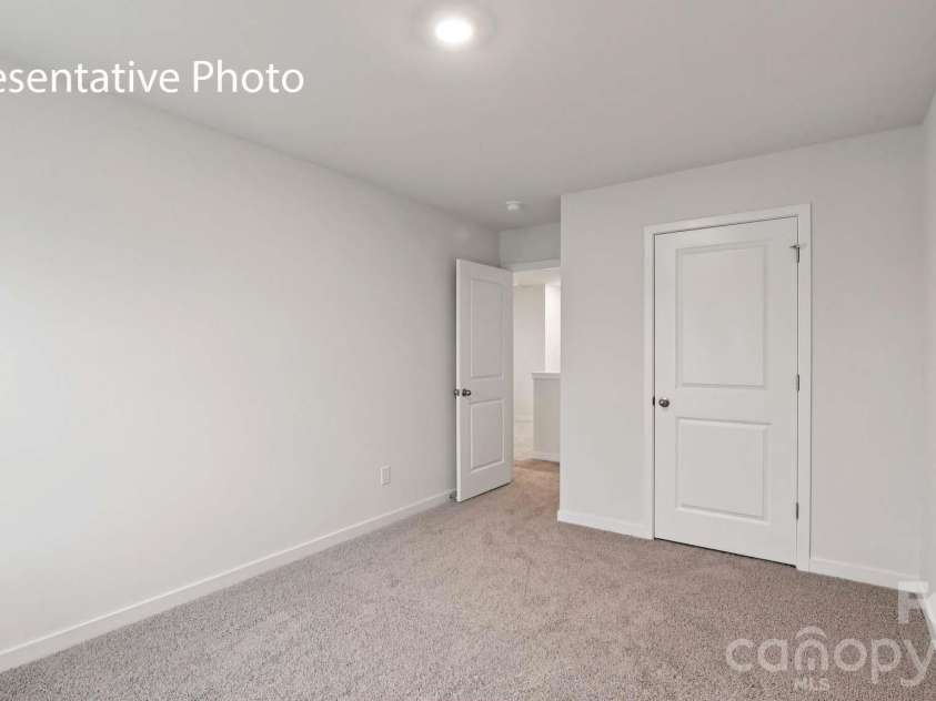 676 13th Avenue Drive, Hickory, NC 28601.  MLS# CAR4406360, YatesRealty ID 38927. 