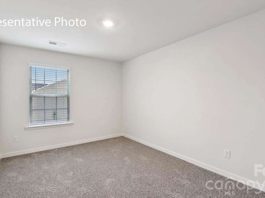 676 13th Avenue Drive, Hickory, NC 28601.  MLS# CAR4406360, YatesRealty ID 38927. 