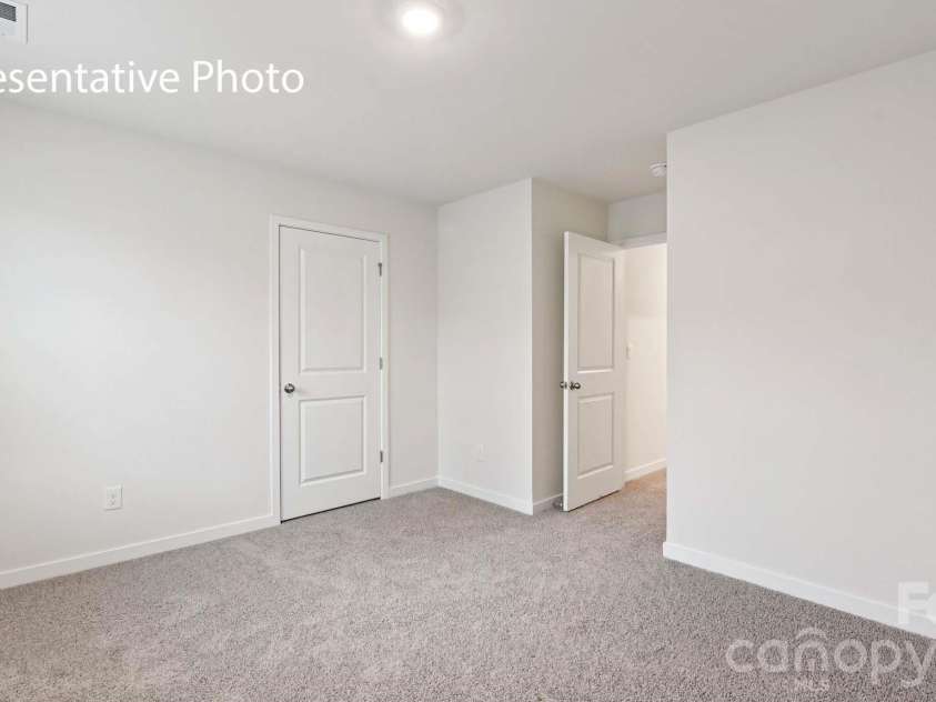 676 13th Avenue Drive, Hickory, NC 28601.  MLS# CAR4406360, YatesRealty ID 38927. 