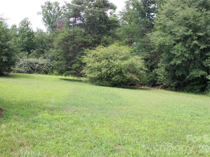 165 Springdale Drive, Spindale, NC 28160.  MLS# CAR4405180, YatesRealty ID 38929. 