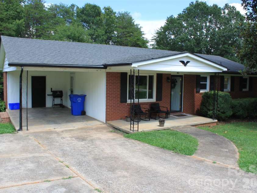 165 Springdale Drive, Spindale, NC 28160.  MLS# CAR4405180, YatesRealty ID 38929. 