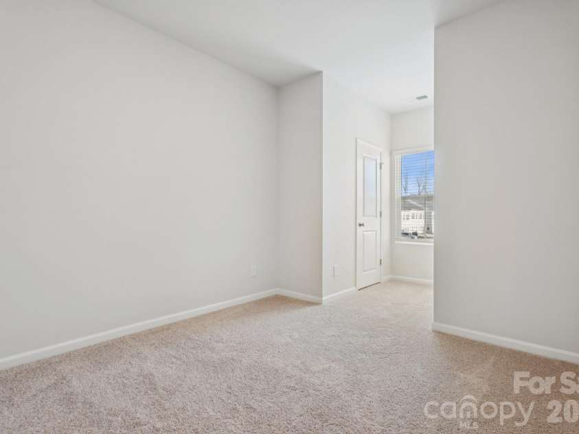 5106 Orchardview Way, Charlotte, NC 28216.  MLS# CAR4335326, YatesRealty ID 3893. Bedroom 3