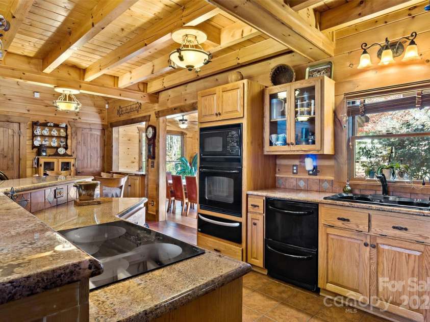 65,59, 163 Gypsy Mountain Road, Marion, NC 28752.  MLS# CAR4199676, YatesRealty ID 3893. 163 - Kitchen