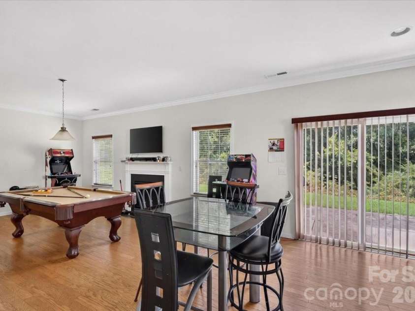 3323 Mortemer Lane, Charlotte, NC 28262.  MLS# CAR4405614, YatesRealty ID 38933. 