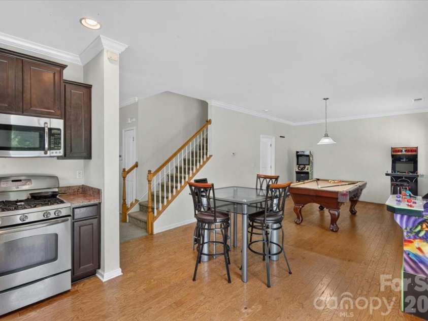 3323 Mortemer Lane, Charlotte, NC 28262.  MLS# CAR4405614, YatesRealty ID 38933. 