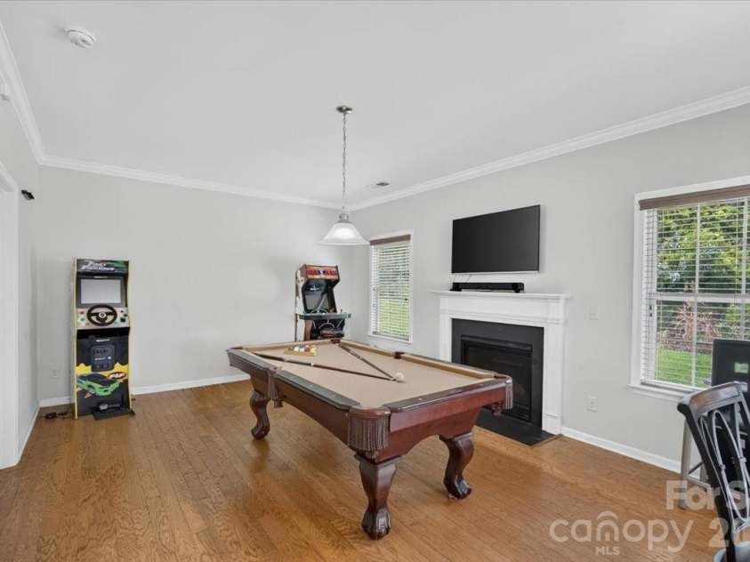 3323 Mortemer Lane, Charlotte, NC 28262.  MLS# CAR4405614, YatesRealty ID 38933. 