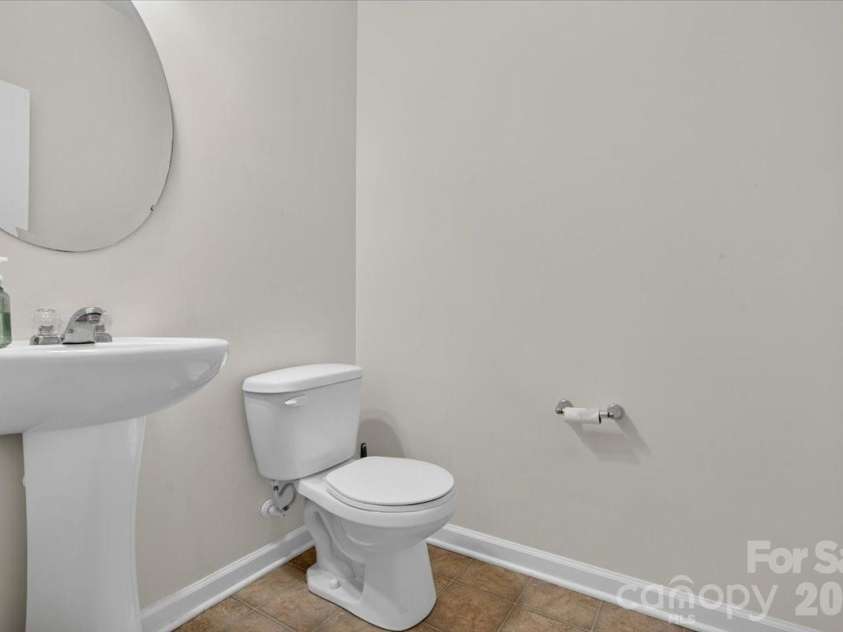 3323 Mortemer Lane, Charlotte, NC 28262.  MLS# CAR4405614, YatesRealty ID 38933. 