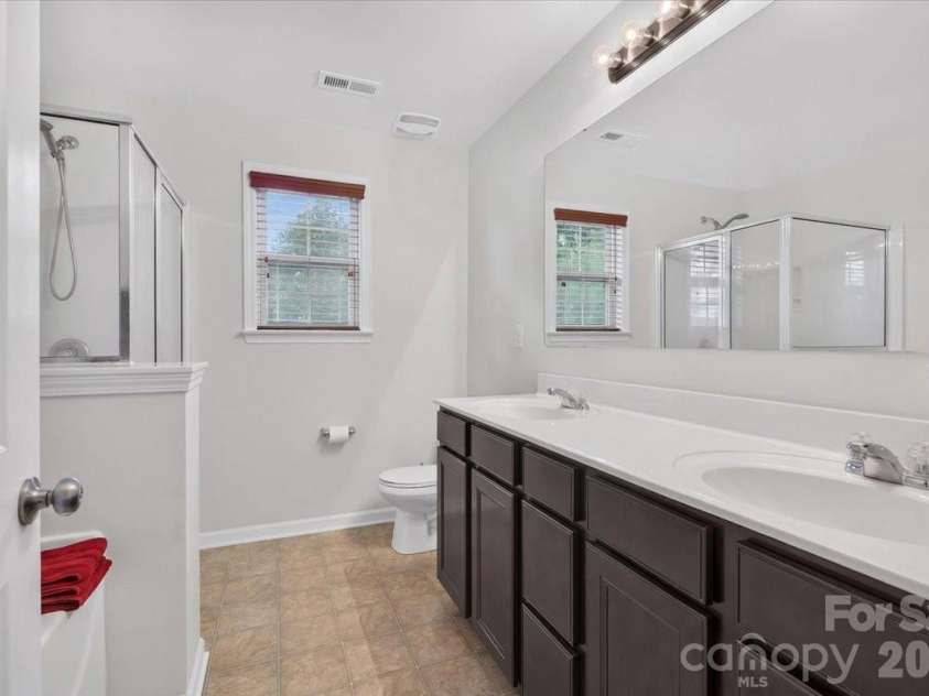 3323 Mortemer Lane, Charlotte, NC 28262.  MLS# CAR4405614, YatesRealty ID 38933. 