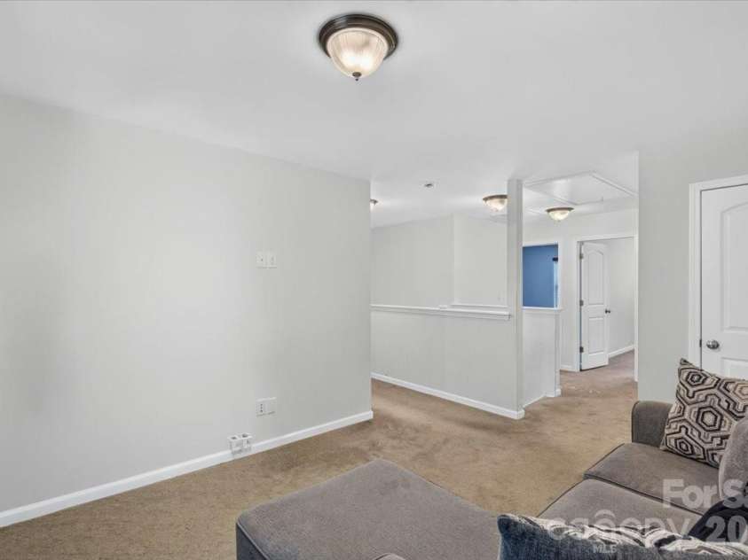 3323 Mortemer Lane, Charlotte, NC 28262.  MLS# CAR4405614, YatesRealty ID 38933. 
