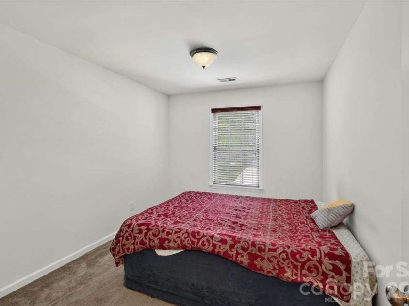 3323 Mortemer Lane, Charlotte, NC 28262.  MLS# CAR4405614, YatesRealty ID 38933. 