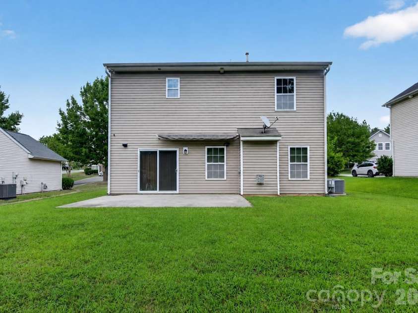 3323 Mortemer Lane, Charlotte, NC 28262.  MLS# CAR4405614, YatesRealty ID 38933. 