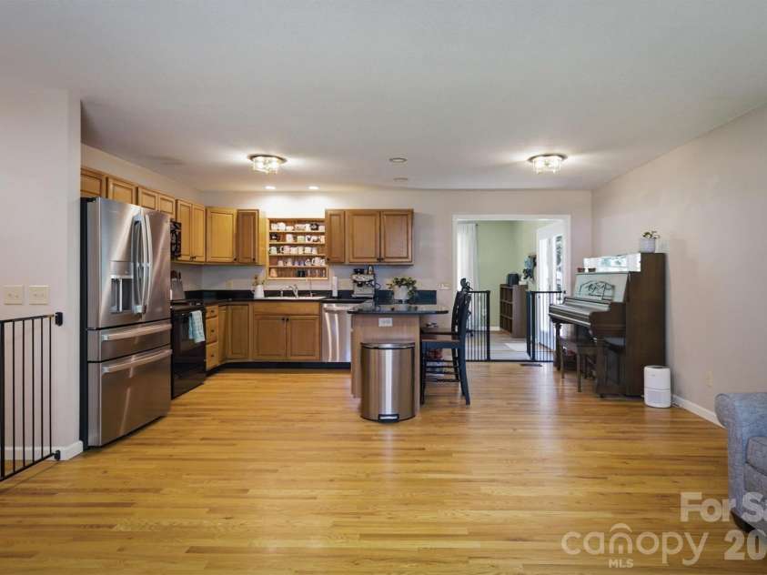5926 Dysartsville Road, Morganton, NC 28655.  MLS# CAR4405724, YatesRealty ID 38935. 