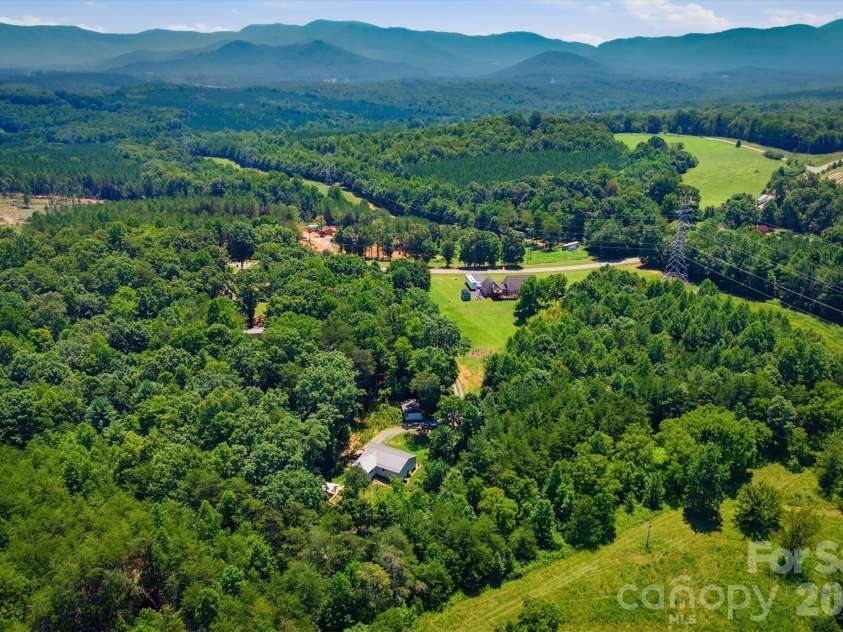 5926 Dysartsville Road, Morganton, NC 28655.  MLS# CAR4405724, YatesRealty ID 38935. 