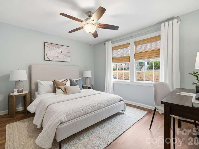 102 Colville Road, Charlotte, NC 28207.  MLS# CAR4343535, YatesRealty ID 3894. 