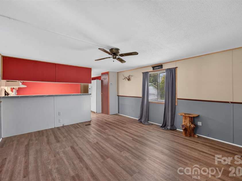 2753 Fairwood Drive, Hudson, NC 28638.  MLS# CAR4406379, YatesRealty ID 38940. 