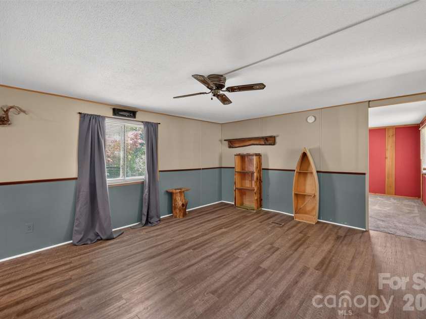2753 Fairwood Drive, Hudson, NC 28638.  MLS# CAR4406379, YatesRealty ID 38940. 