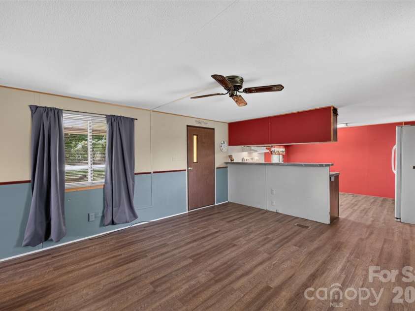 2753 Fairwood Drive, Hudson, NC 28638.  MLS# CAR4406379, YatesRealty ID 38940. 