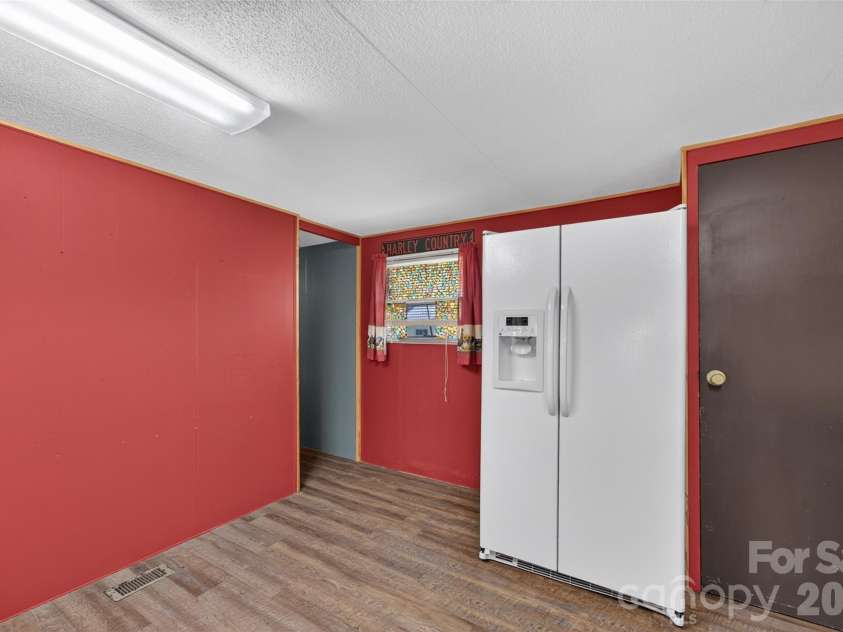 2753 Fairwood Drive, Hudson, NC 28638.  MLS# CAR4406379, YatesRealty ID 38940. 