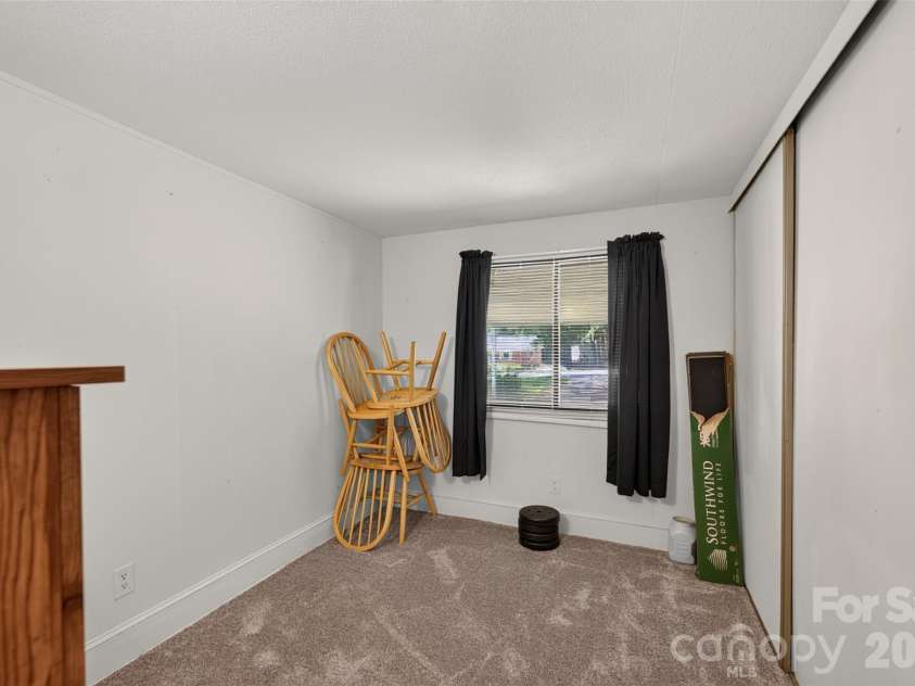2753 Fairwood Drive, Hudson, NC 28638.  MLS# CAR4406379, YatesRealty ID 38940. 