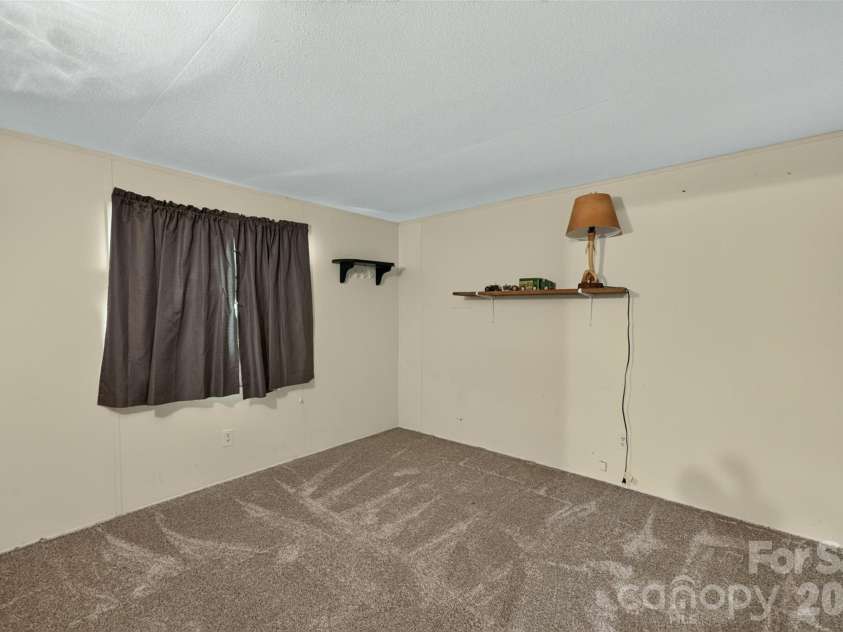 2753 Fairwood Drive, Hudson, NC 28638.  MLS# CAR4406379, YatesRealty ID 38940. 