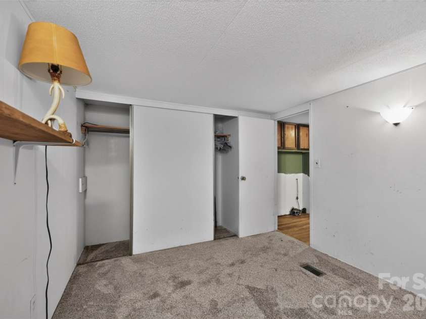 2753 Fairwood Drive, Hudson, NC 28638.  MLS# CAR4406379, YatesRealty ID 38940. 